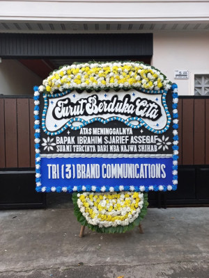 Papan Bunga Duka di Kwitang